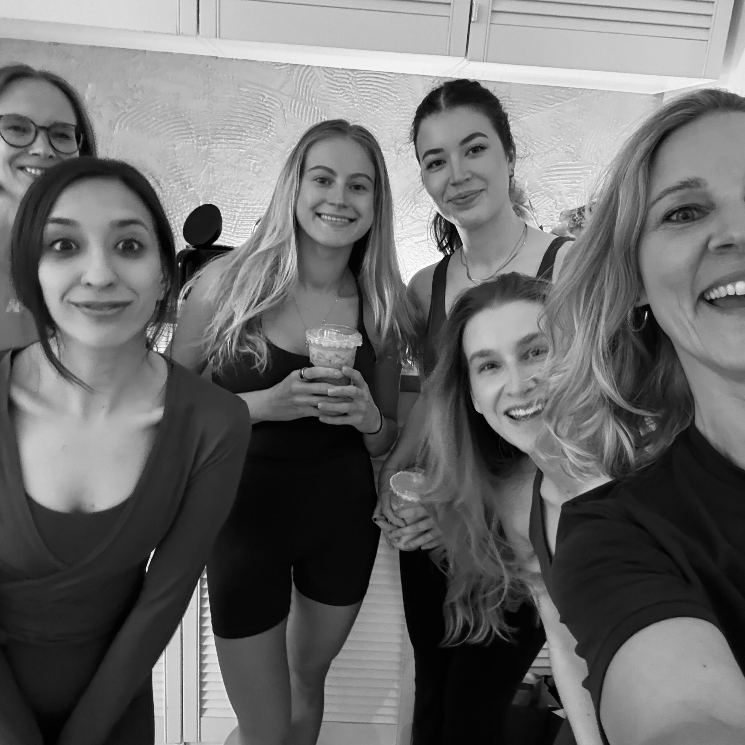 Corporate events at the REALZ Pilates studio in Berlin. Team building through movement, relaxation, and Pilates—ideal for teams who want to recharge together.